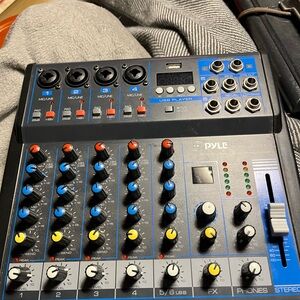 Pyle 5-Channel USB Audio Mixer - Black/Blue